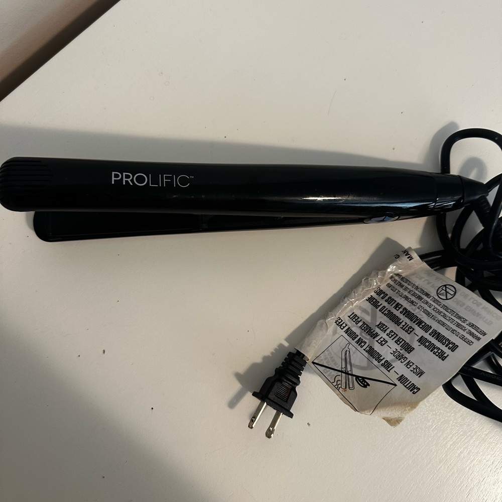 Prolific Black Hair Straightener